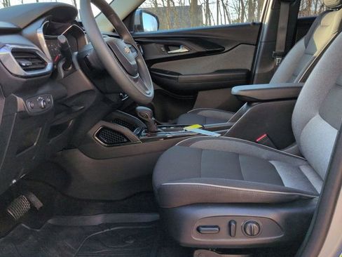 Used 2023 Chevrolet TrailBlazer LT w/ Convenience Package image 20