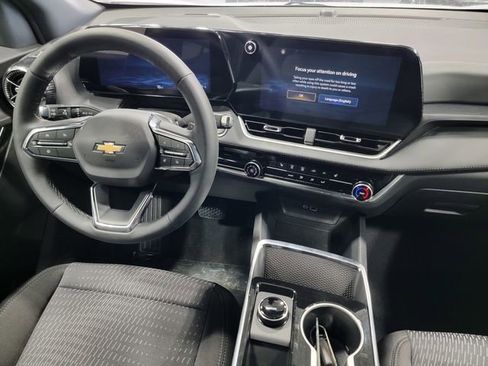New 2026 Chevrolet Equinox LT FWD image 29