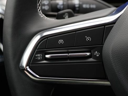 Used 2026 Chevrolet Equinox EV LT w/ Comfort Package image 19