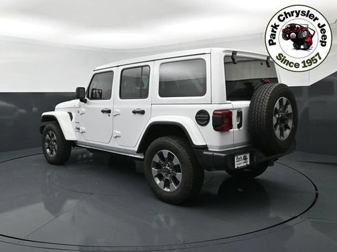 Used 2023 Jeep Wrangler Unlimited Sahara w/ LED Lighting Group AWD/4WD image 4