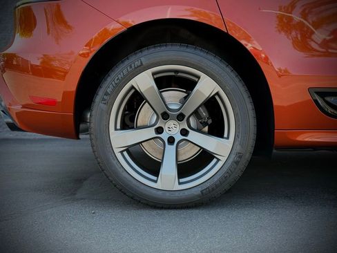 New 2025 Porsche Macan AWD/4WD image 18