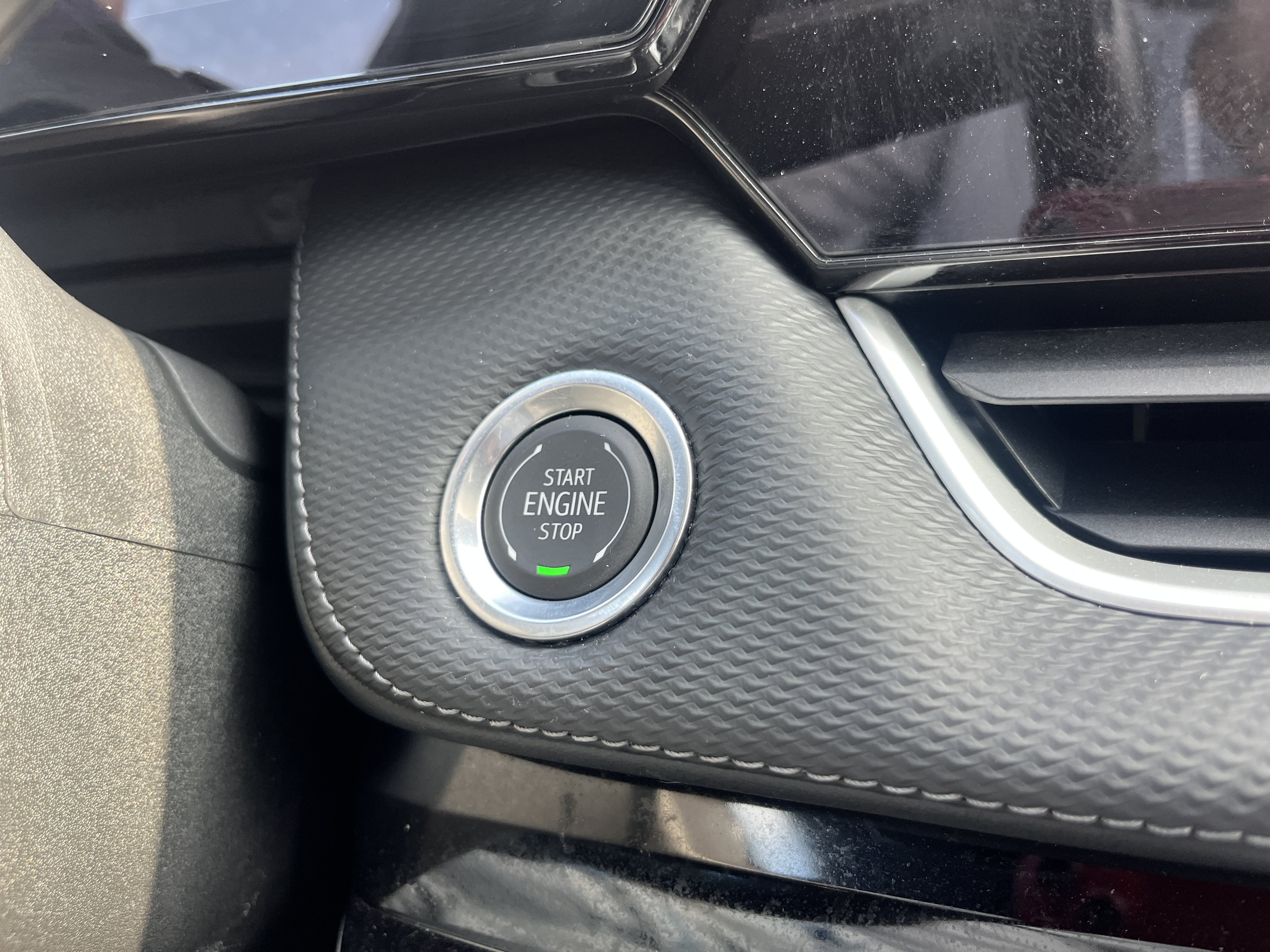 Used 2026 Chevrolet Equinox LT AWD/4WD image 23