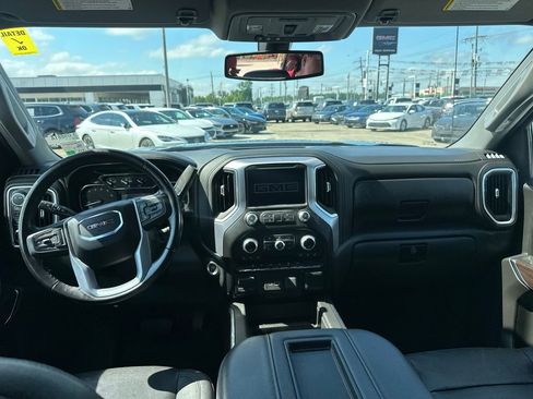 Used 2021 GMC Sierra 1500 SLT AWD/4WD image 9