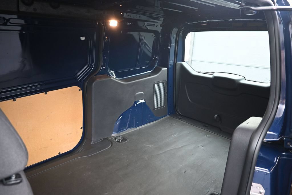 Used 2017 Ford Transit Connect XL FWD image 25
