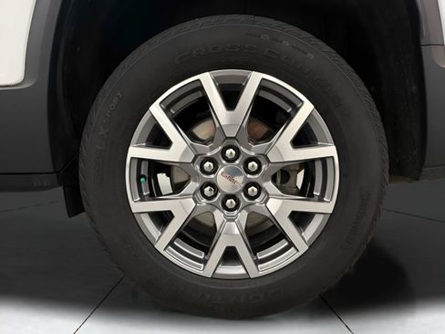 Used 2020 GMC Acadia SLT FWD image 29