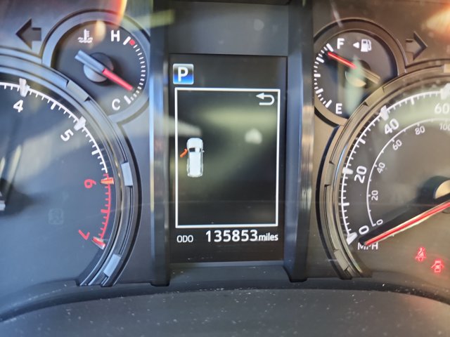 Used 2020 Toyota 4Runner SR5 AWD/4WD image 6
