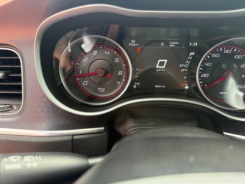Used 2017 Dodge Charger R/T w/ Premium Group RWD image 27