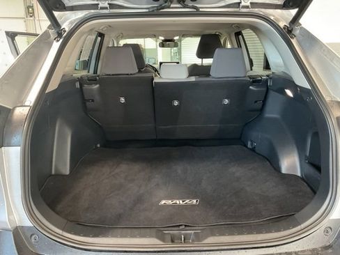Used 2023 Toyota RAV4 XLE w/ Convenience Package AWD/4WD image 30