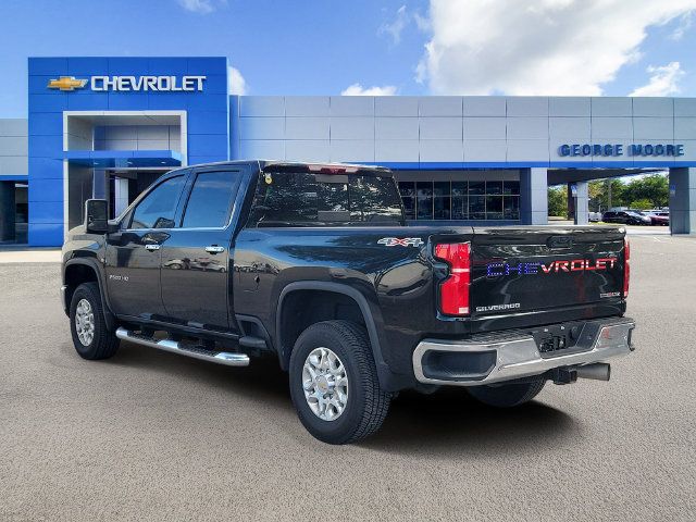 Certified 2025 Chevrolet Silverado 2500 LTZ w/ LTZ Premium Package AWD/4WD image 3