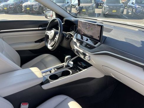 Certified 2024 Nissan Altima 2.5 SL image 17