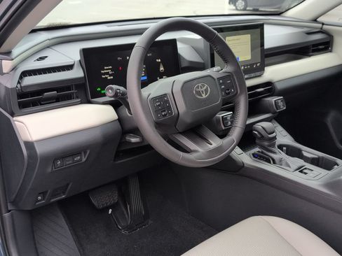 Used 2026 Toyota RAV4 XLE Premium FWD image 11