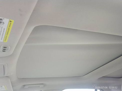 Used 2014 Lincoln MKX AWD w/ Equipment Group 102A image 10