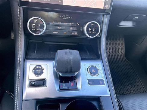 Used 2026 Jaguar F-PACE R-Dynamic S AWD/4WD image 24