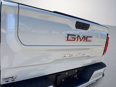 New 2026 GMC Sierra 1500 Denali AWD/4WD image 37