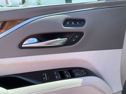 Used 2021 Cadillac Escalade Sport Platinum AWD/4WD image 10