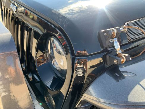 Used 2010 Jeep Wrangler Unlimited Rubicon w/ Dual Top Group image 35