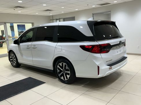 Used 2025 Honda Odyssey EX-L image 20