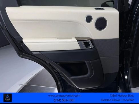 Used 2015 Land Rover Range Rover Sport Supercharged AWD/4WD image 17