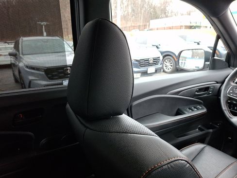 Certified 2023 Honda Passport TrailSport image 13