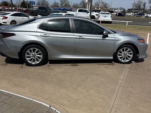 Used 2023 Toyota Camry LE FWD image 4