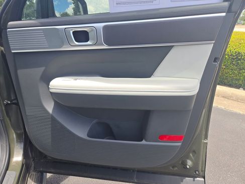 Used 2025 Hyundai Santa Fe SEL FWD image 28