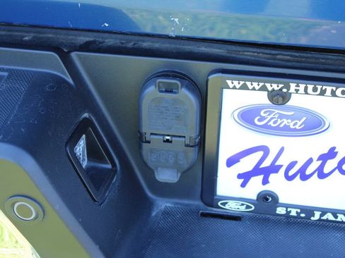 Used 2022 Ford F150 XLT w/ Equipment Group 302A High AWD/4WD image 13