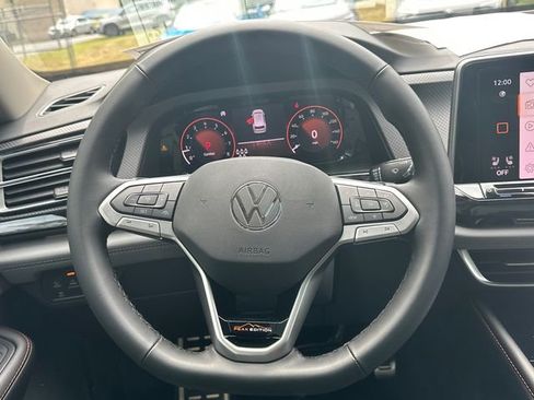New 2026 Volkswagen Atlas Peak Edition AWD/4WD image 23
