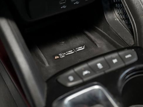 Used 2021 Chevrolet TrailBlazer RS w/ Sun and Liftgate Package image 64