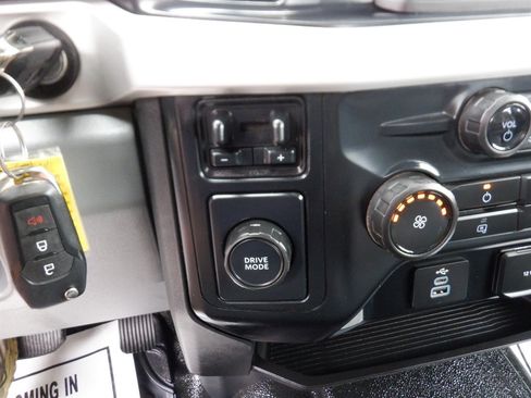 Used 2024 Ford F250 XL RWD image 19