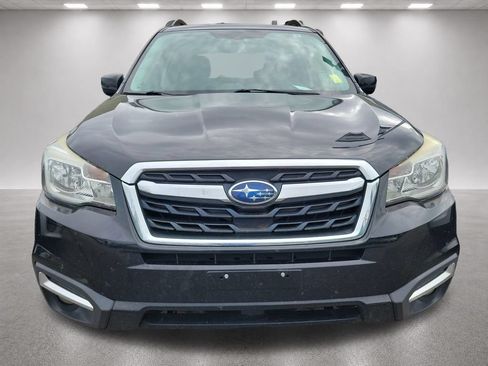 Used 2017 Subaru Forester 2.5i Limited AWD/4WD image 2