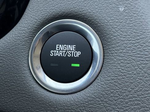 New 2025 Cadillac XT5 Premium Luxury image 19