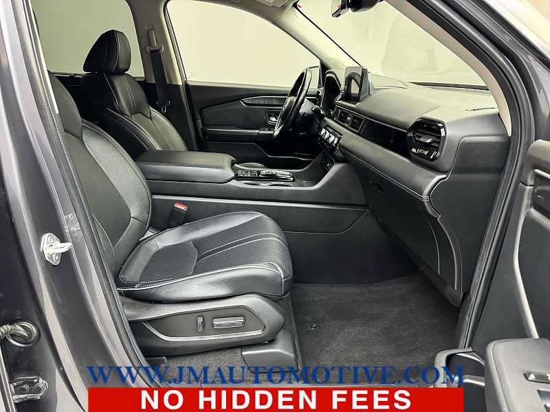 Used 2023 Honda Pilot Elite image 22