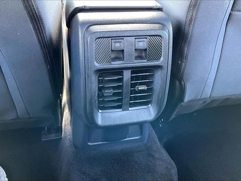 Used 2025 Ford Bronco 4-Door AWD/4WD image 35