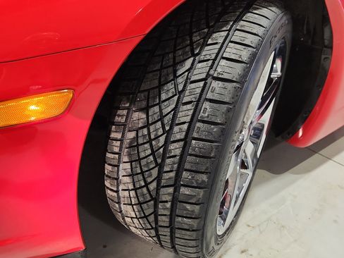 Used 2010 Chevrolet Corvette Convertible w/ Preferred Equipment Group image 27