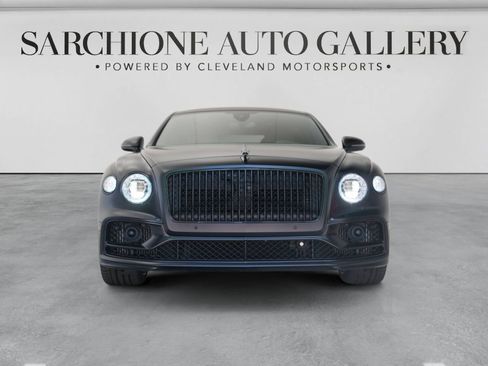 Used 2023 Bentley Flying Spur S V8 AWD/4WD image 3