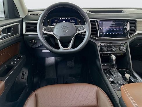 Used 2023 Volkswagen Atlas SEL image 23