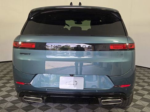 New 2026 Land Rover Range Rover Sport Dynamic SE AWD/4WD image 6