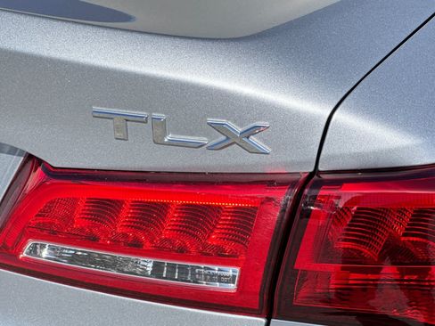 Certified 2018 Acura TLX FWD image 26