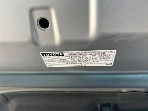 Certified 2021 Toyota Camry SE w/ Carpet Mat Package (TMS) FWD image 34