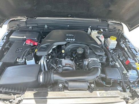 Used 2020 Jeep Gladiator Rubicon image 31