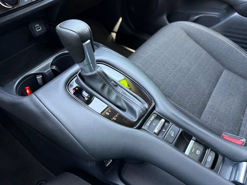 Used 2023 Honda HR-V LX image 15