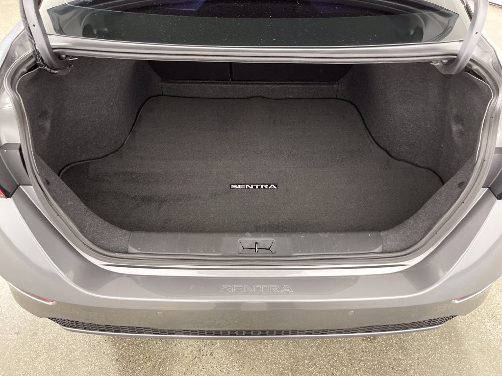 Used 2023 Nissan Sentra SV FWD image 10