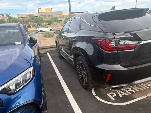 Used 2017 Lexus RX 350 AWD w/ Luxury Package image 3