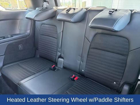 Used 2025 Nissan Pathfinder Rock Creek image 16