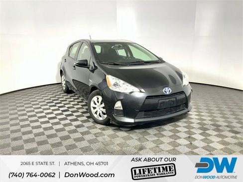 Used 2014 Toyota Prius C Two image 1