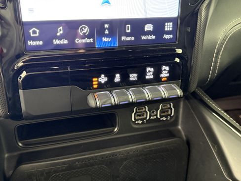 Used 2022 RAM 1500 Limited AWD/4WD image 21