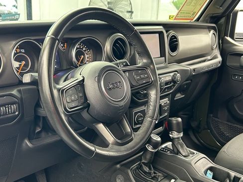 Used 2022 Jeep Wrangler Unlimited Sport AWD/4WD image 14