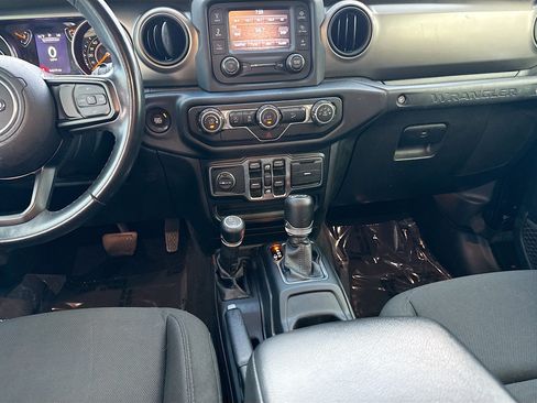 Used 2020 Jeep Wrangler Unlimited Sport S AWD/4WD image 17