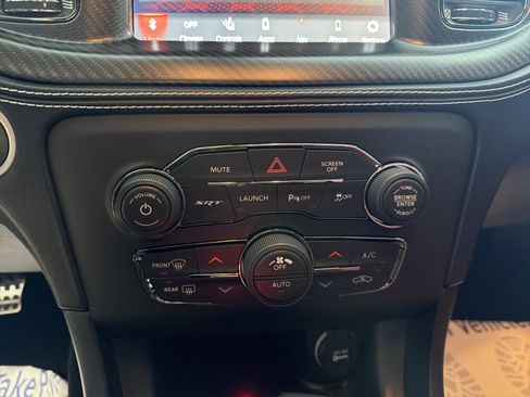Used 2021 Dodge Charger SRT Hellcat image 13