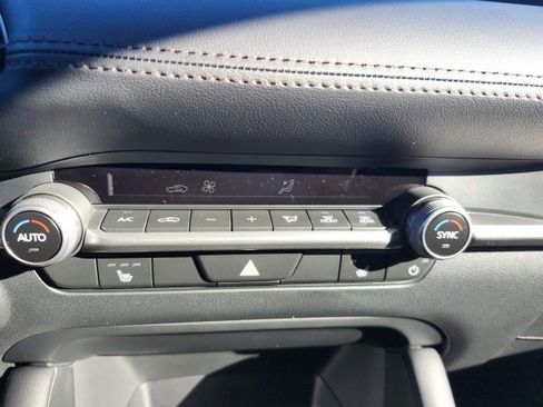 New 2026 MAZDA MAZDA3 2.5 S Sedan w/ Preferred Pkg image 32